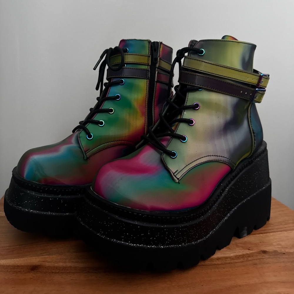 RARE Demonia Shaker 52 Holographic Platform Boots - Picture 3 of 12